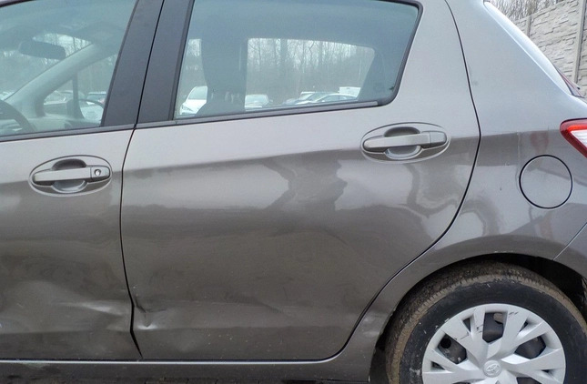 Toyota Yaris cena 34900 przebieg: 55200, rok produkcji 2020 z Kartuzy małe 301